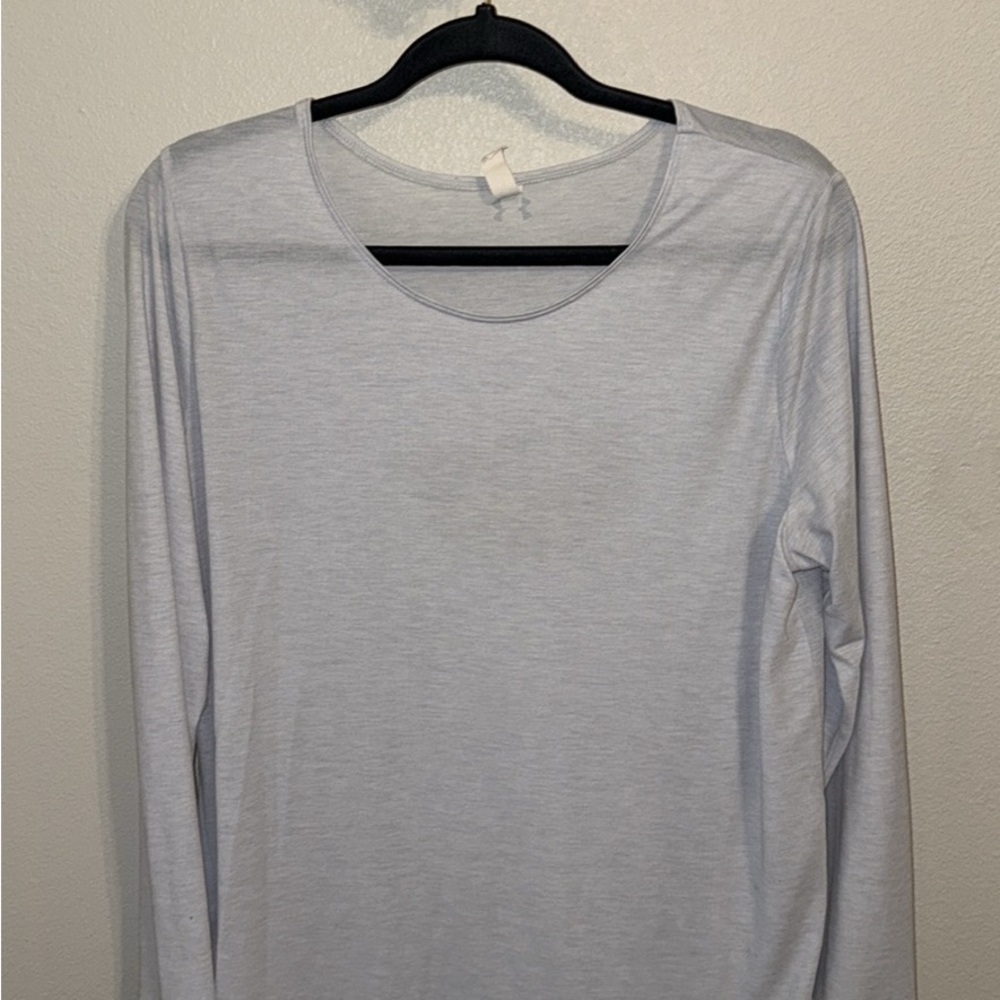 Under Armour Light Gray Long Sleeve Athletic Top
